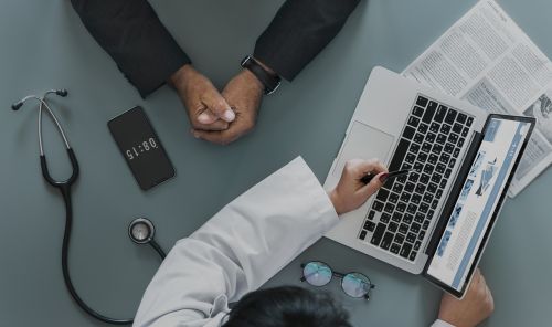 Patientengespräch Rückenschmerzen